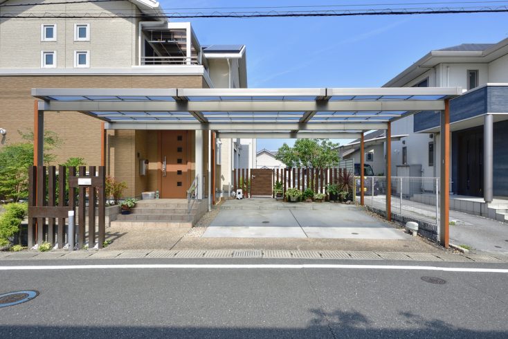 雨の日でも車の乗り降りがしやすい