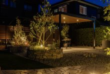 秋の夜長を彩る、お庭ライティングの楽しみ方