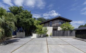 洗い出し仕上げとは?駐車場に人気の理由と外構での上手な使い方