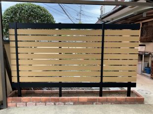 EXISLAND　Eウッドスタイルフェンスネオ 2色ミックス　幅3ｍ 高さ約1.8ｍ