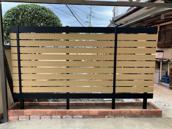 EXISLAND　Eウッドスタイルフェンスネオ 2色ミックス　幅3ｍ 高さ約1.8ｍ