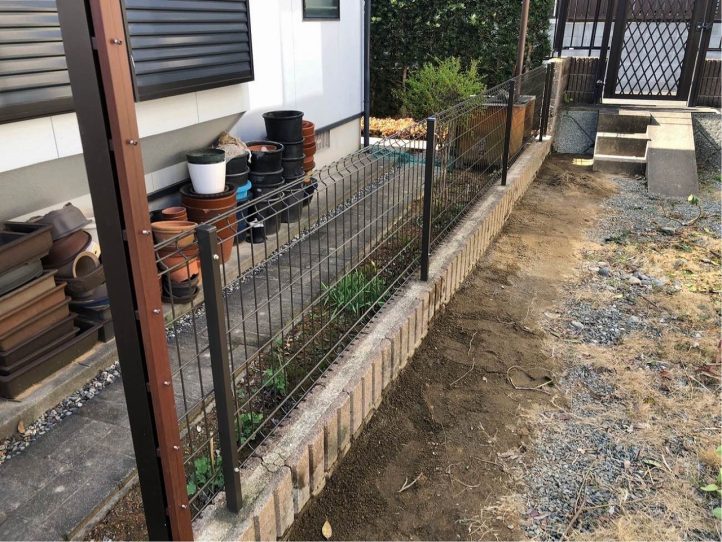 境界メッシュフェンス