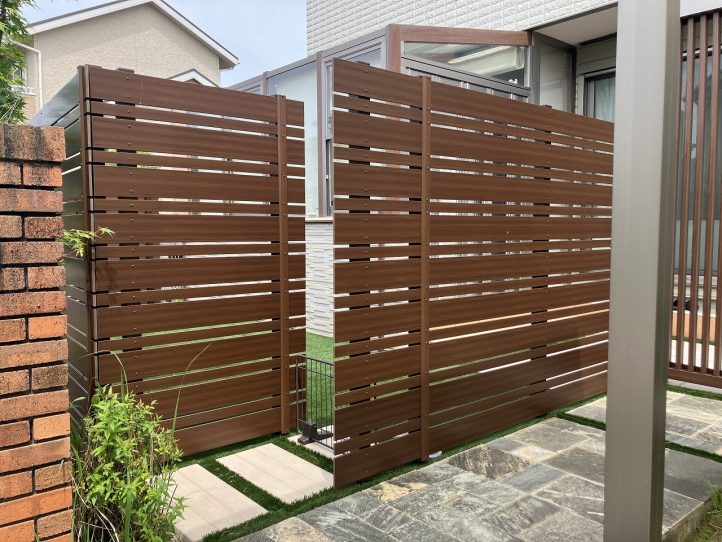 目隠しフェンス