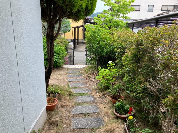 お庭　外構　飛石