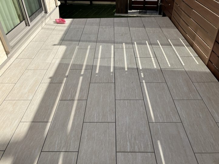 石調タイル、ストリーク、タイルテラス