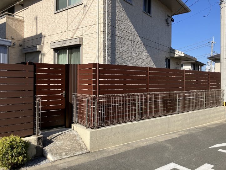 目隠し、Eｳｯﾄﾞｽﾀｲﾙﾌｪﾝｽﾈｵ、Eフィット門扉