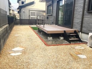 マーブル砂利のお庭