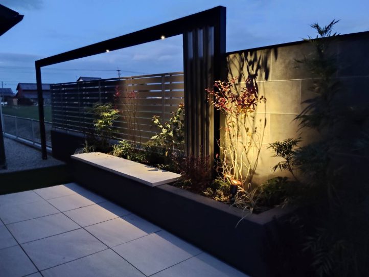 ライトアップで雰囲気一新