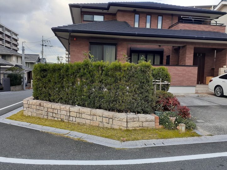 カーポートとガーデン改修施工前