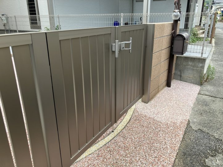 グランド工房 門扉 クローズ外構 化粧ブロック 塀