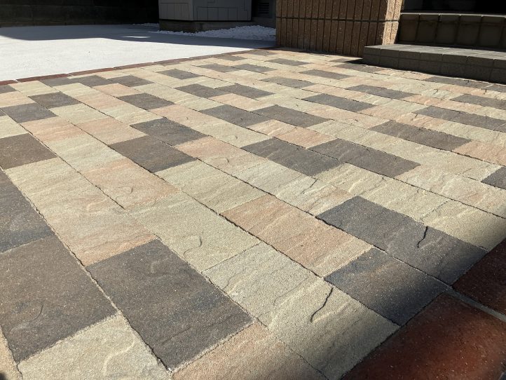 グランド工房　小倉店　外構改修　エクステリア　車庫　門塀　アプローチ　インターロッキング