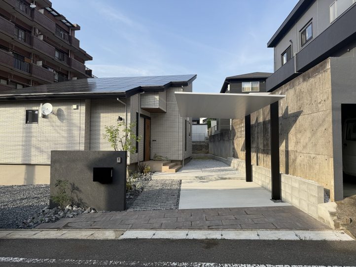LIXIL・カーポートSC・一条工務店・シンプルモダン・新築外構