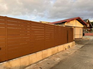 Eウッドスタイルフェンス極　西日