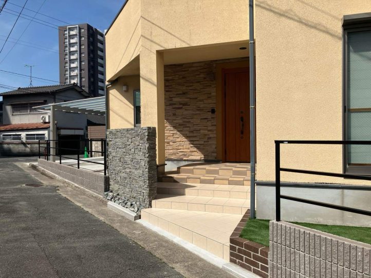 TOYO　石張り　門塀