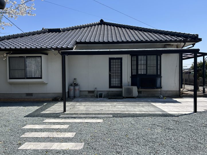 防草シート・砂利敷き