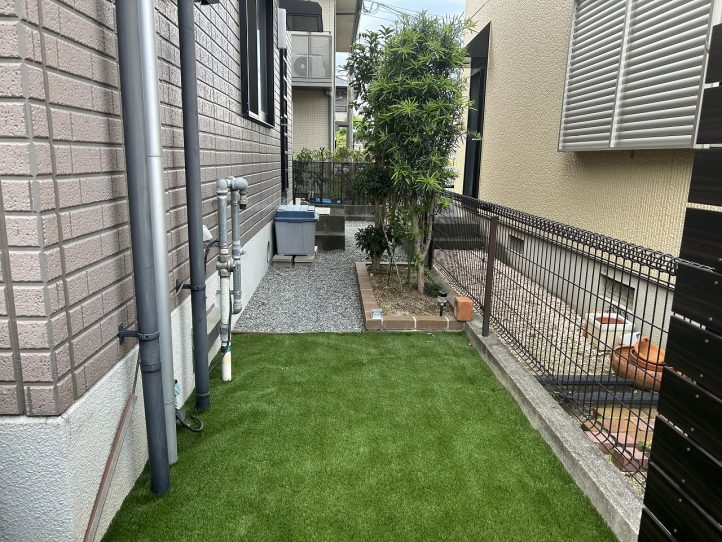 北側のお庭 砂利敷き仕上げ