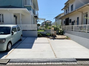 外構リフォーム　オープン外構　車庫拡張　LIXIL　アメリカンフェンス