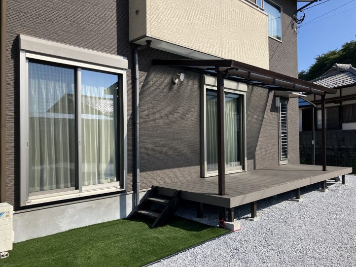 デッキ テラス屋根 木調 人工芝