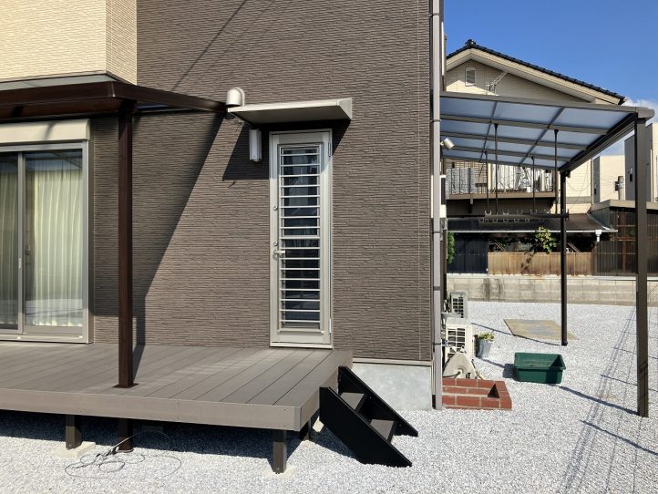 テラス屋根 デッキ