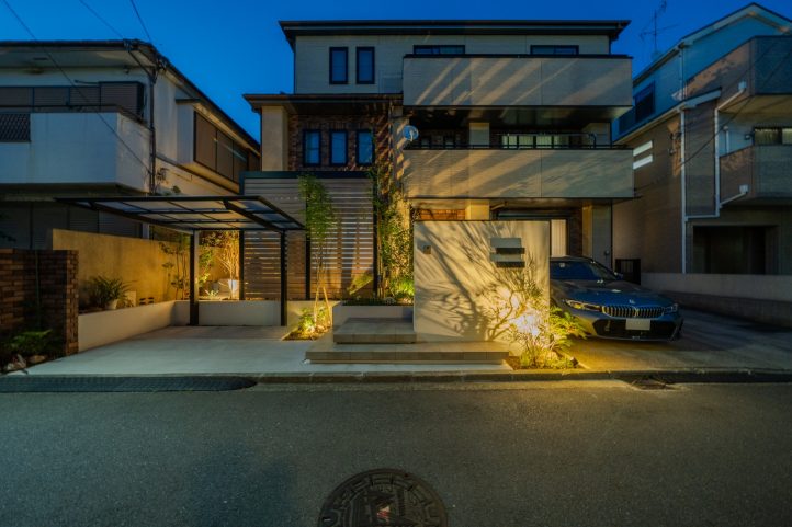 外構　リフォーム　門塀　　　駐輪場　プラスG　ライティング　植栽　横浜市
