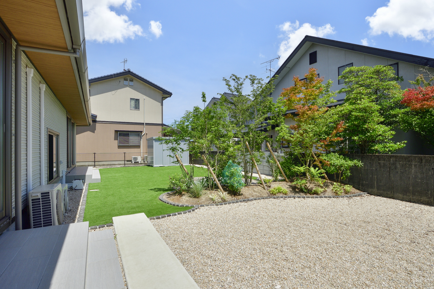 syokusai 植栽 人工芝 砂利 もみじ ヤマボウシ