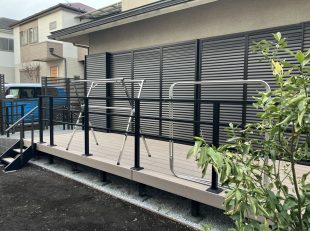 ウッドデッキで掃き出し窓からスムーズに