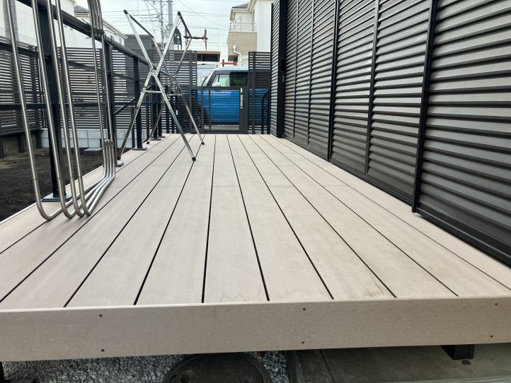 掃き出し窓からフラットな動線