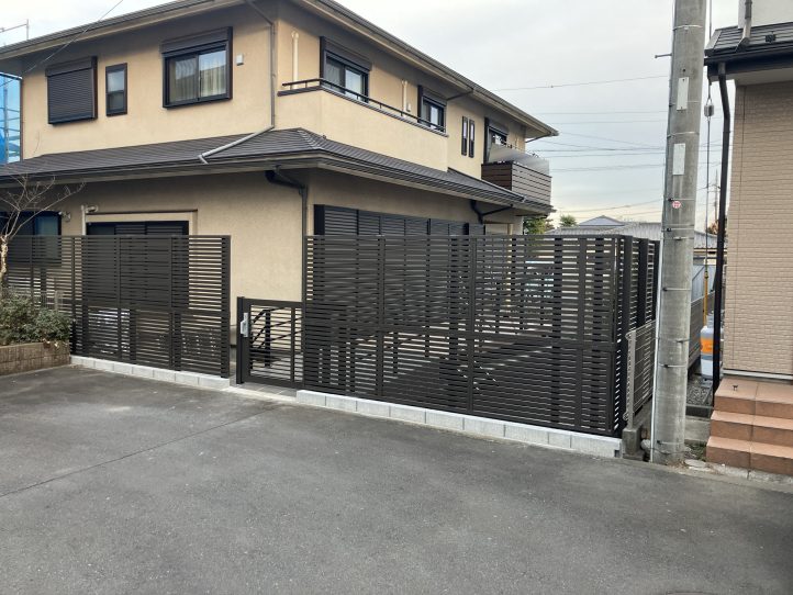 目隠しフェンスでプライベート空間へ