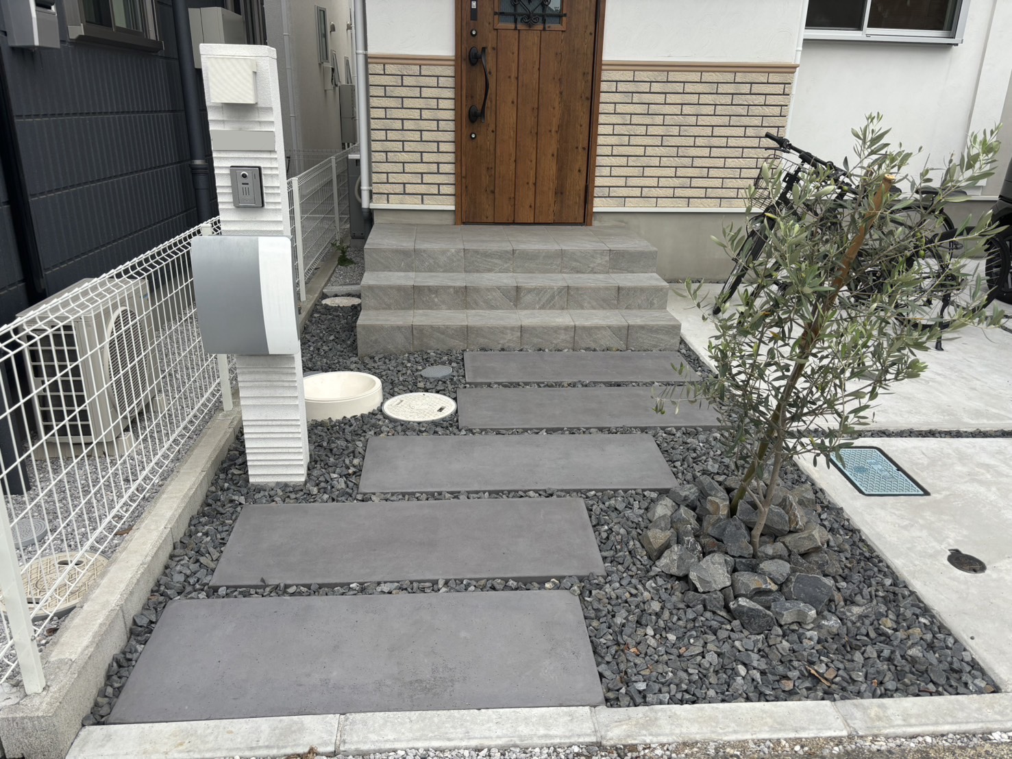 アプローチ用カラー平板 コンクリート平板