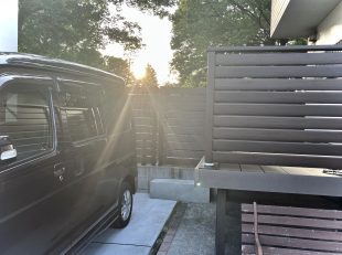 木樹脂フェンス　門扉