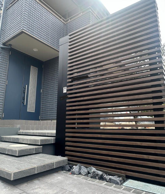 クロススタイル Xスタイル 横格子 門柱 施工例