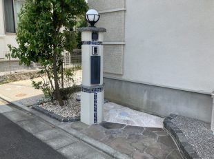 ①