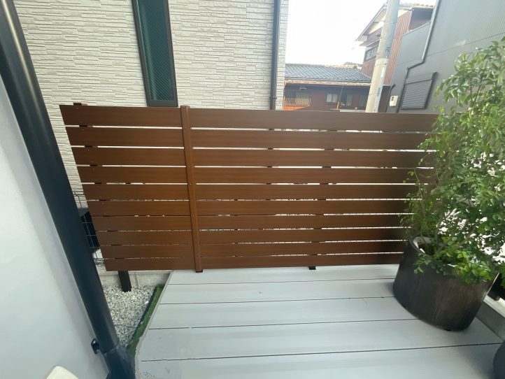 目隠しフェンス マイティウッド 樹脂