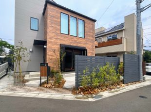 緑が生える新築外構