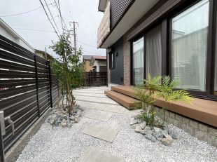 インターロッキングと人工木デッキ
